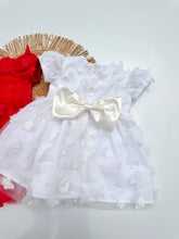 Cargar imagen en el visor de la galería, VESTIDO MARIPOSA BLANCO REF 9010