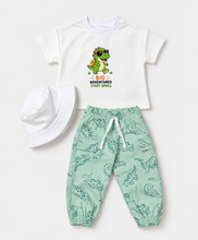 Cargar imagen en el visor de la galería, SET AVENTURAS DINO VERDE JOGGER BEBE REF 1938
