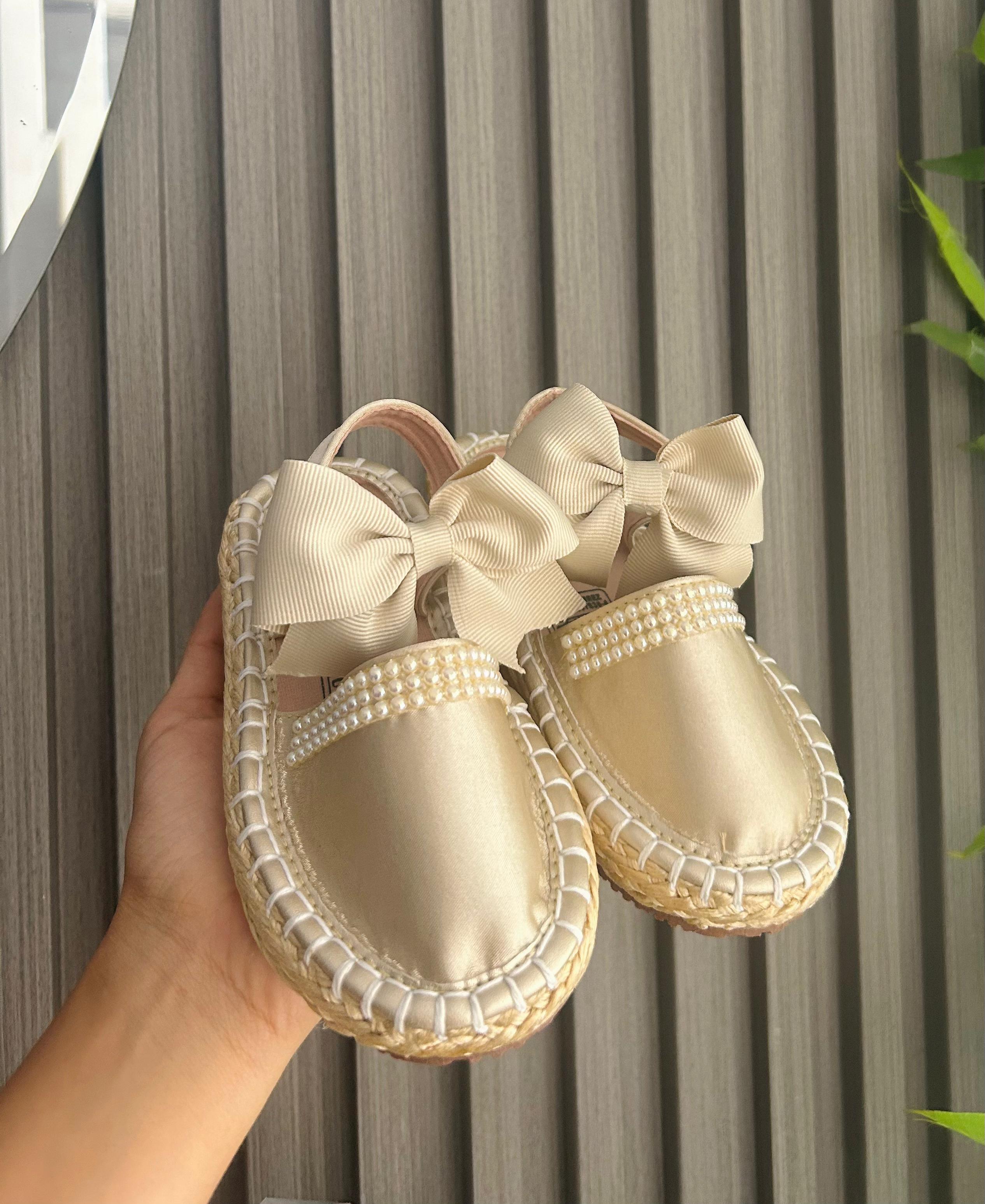 COTIZA NIÑA DORADO PREMIUM