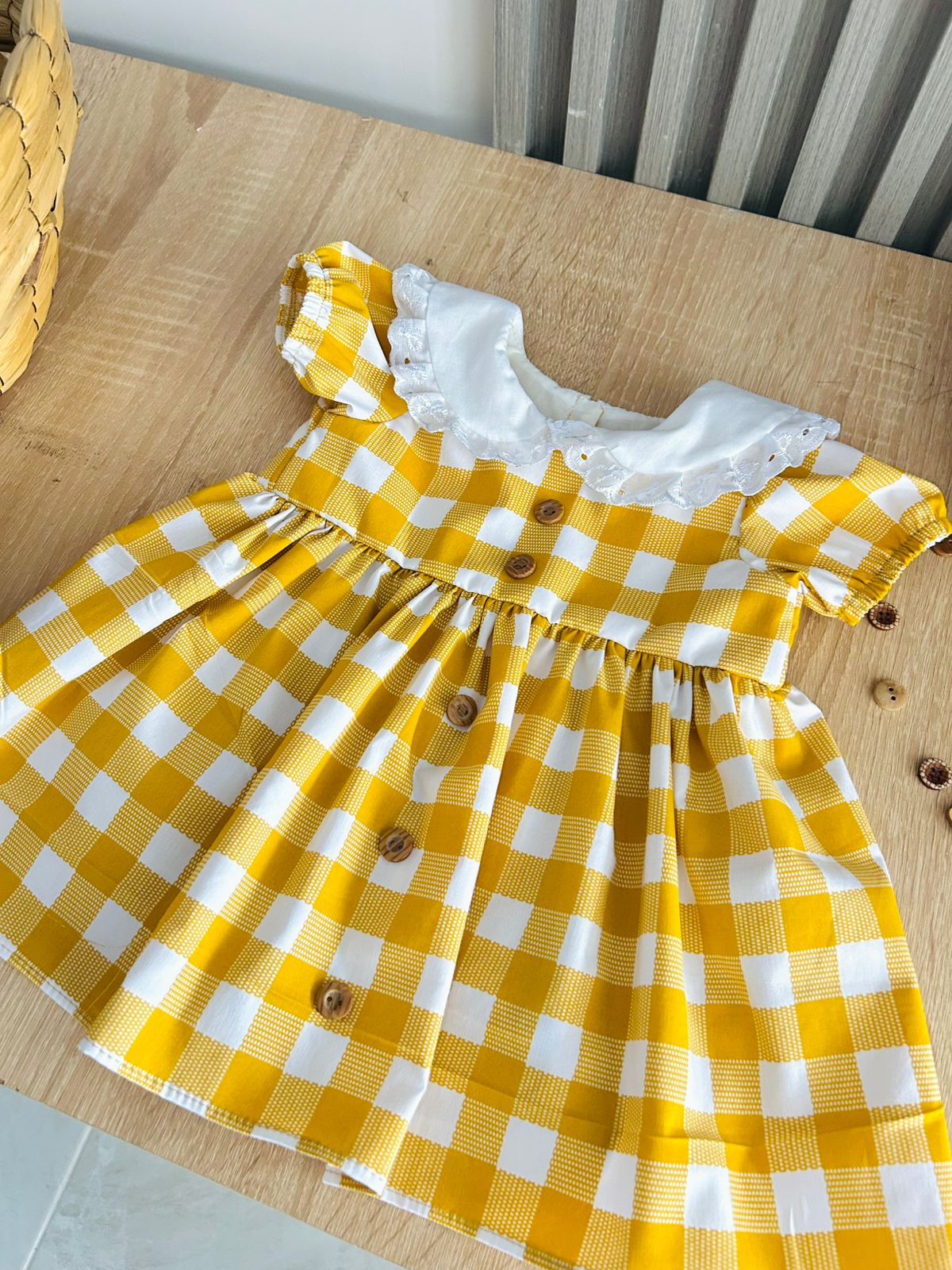 VESTIDO ESPAÑOL CUELLLO BEBE
