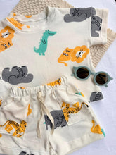 Cargar imagen en el visor de la galería, DEPORTIVO NIÑO OVERSIZE REF 1902
